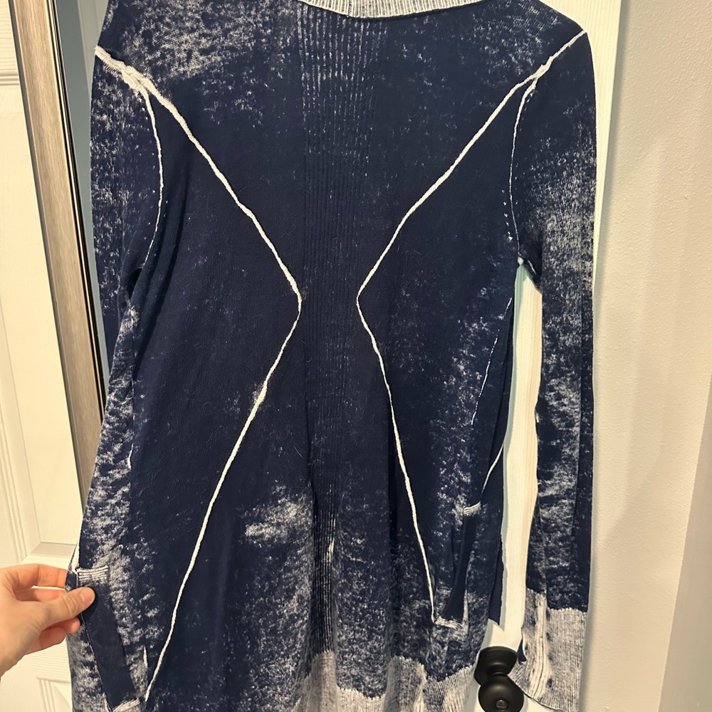 NWOT Blanc Noir Huntress Blue Cardigan Stylish new without tags - Picture 9 of 13